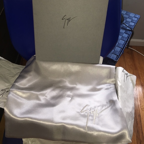 Giuseppe Zanotti Men’s Double Zip Leather Sneakers - Picture 7 of 8